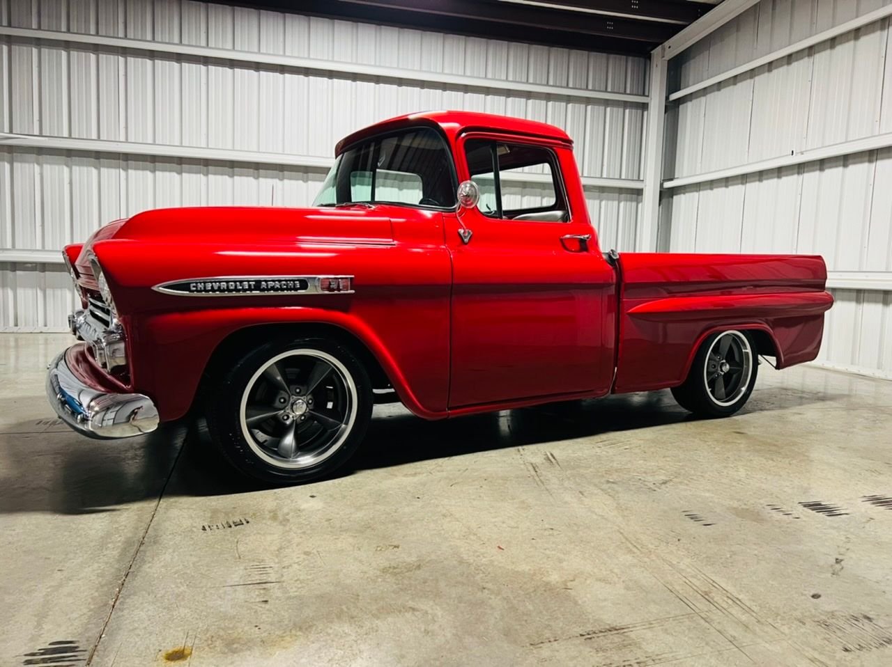 1958 CHEVROLET APACHE - Image 3