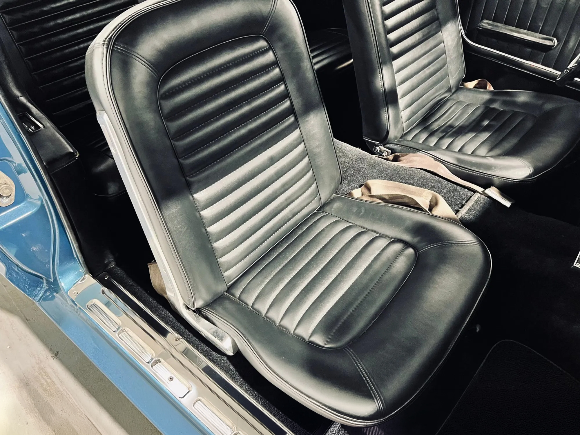 1965 FORD MUSTANG - Image 10