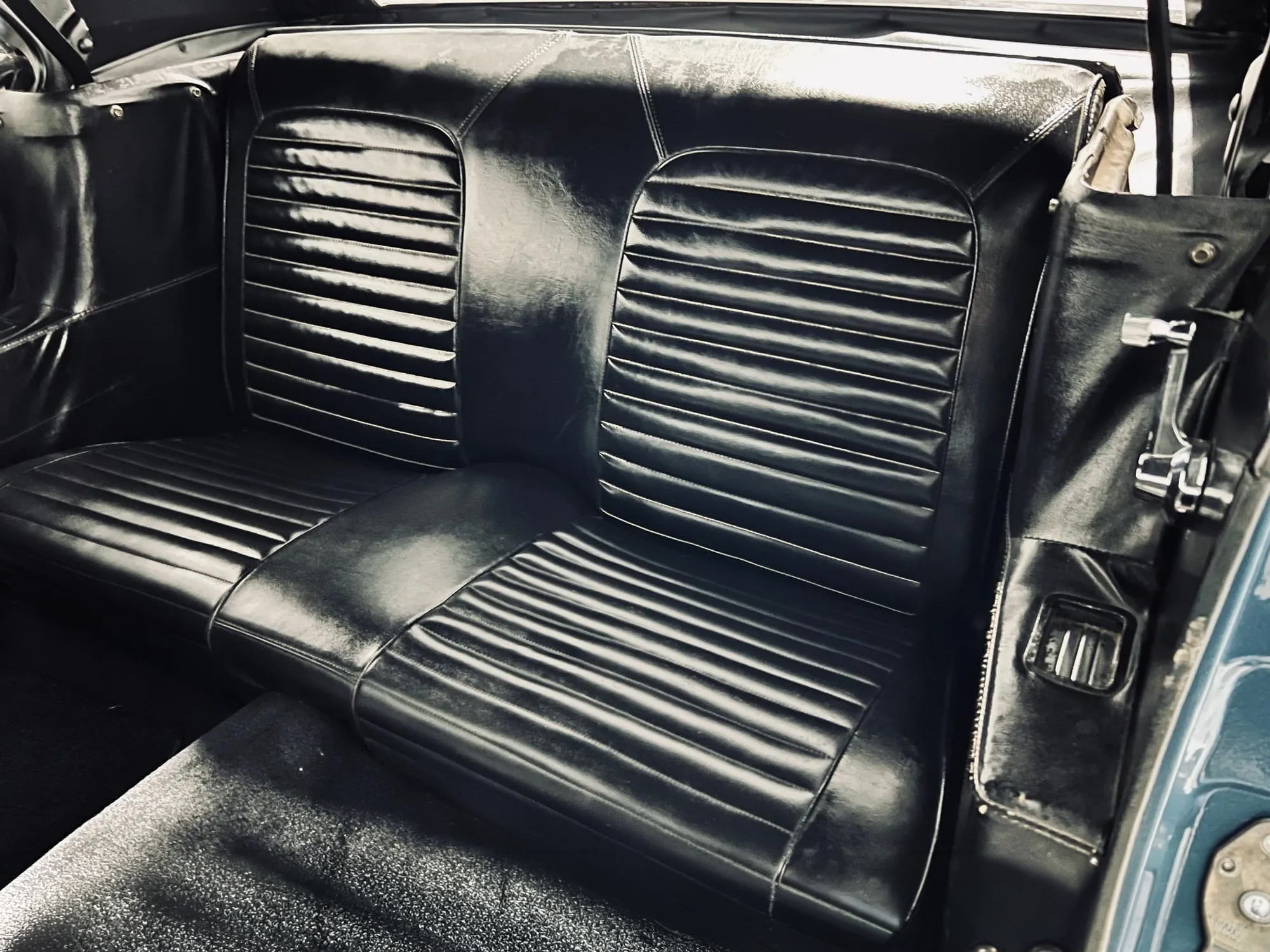 1965 FORD MUSTANG - Image 11