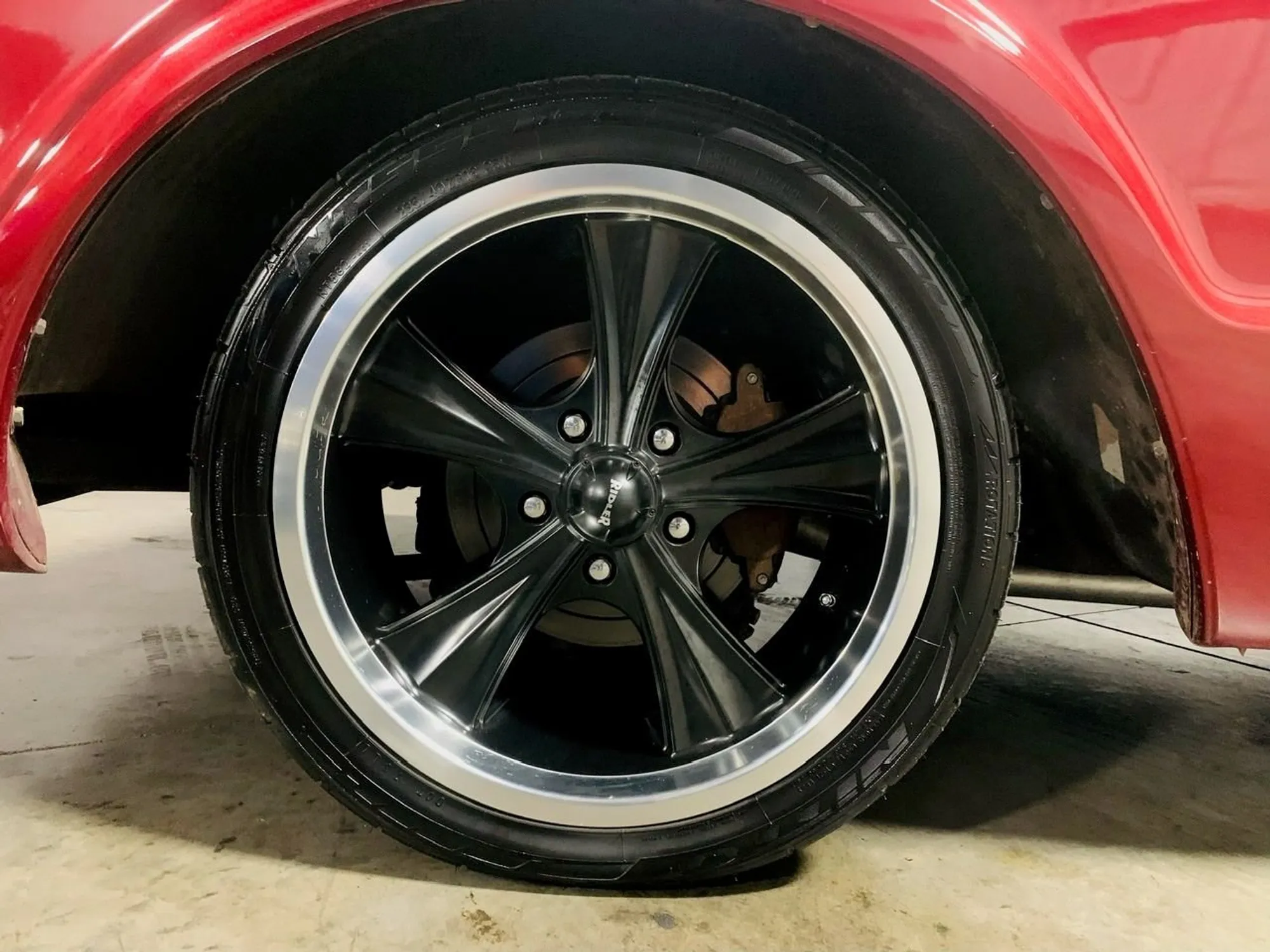 1967 CHEVROLET C10 - Image 9